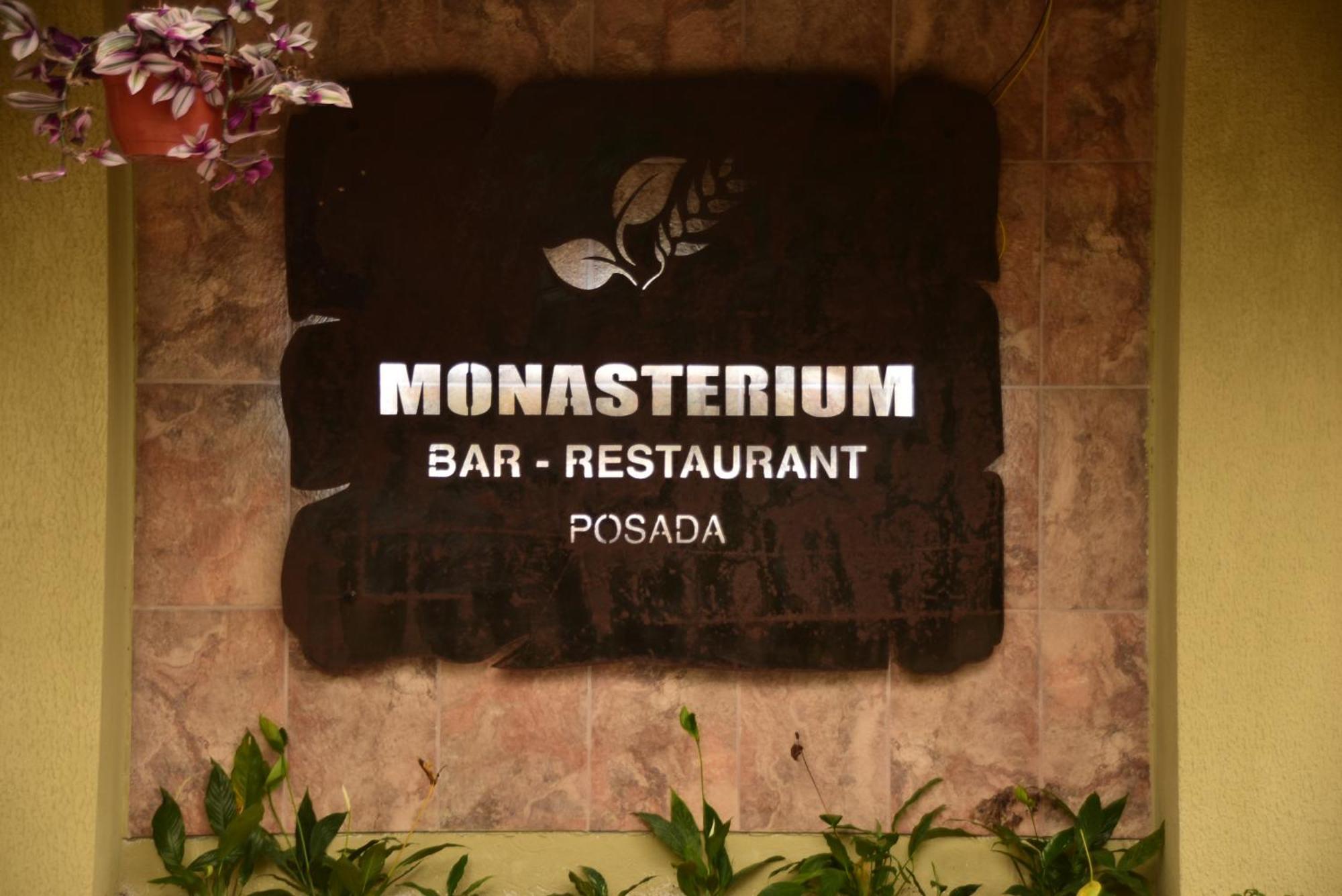 ホテル Mindo Monasterium エクステリア 写真